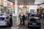 Flambée mondiale des prix du pétrole pourquoi le baril s'envole et ce que cela change pour l'économie mondiale