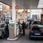 Flambée mondiale des prix du pétrole pourquoi le baril s'envole et ce que cela change pour l'économie mondiale