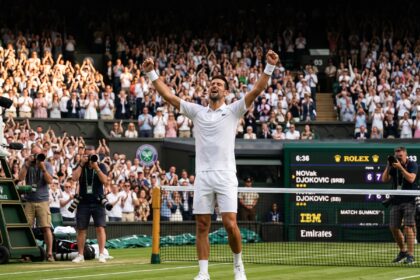 Wimbledon 2026 Djokovic Continue d'Écrire l'Histoire, Sinner Impérial Vers un Nouveau Sacre